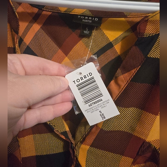 Torrid Harper Georgette Plaid top - Picture 5 of 11